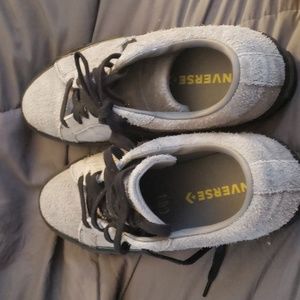 One star suede slate shoe